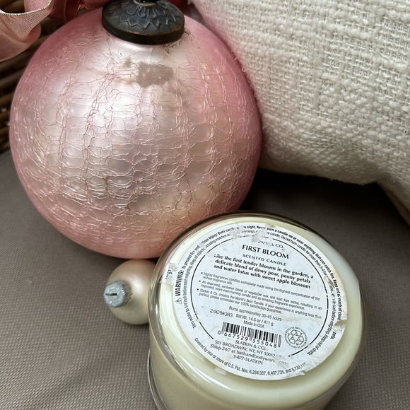 Bath And Body Works, Slatkin, & Company, scented candle NWT First bloom! - Picture 3 of 4